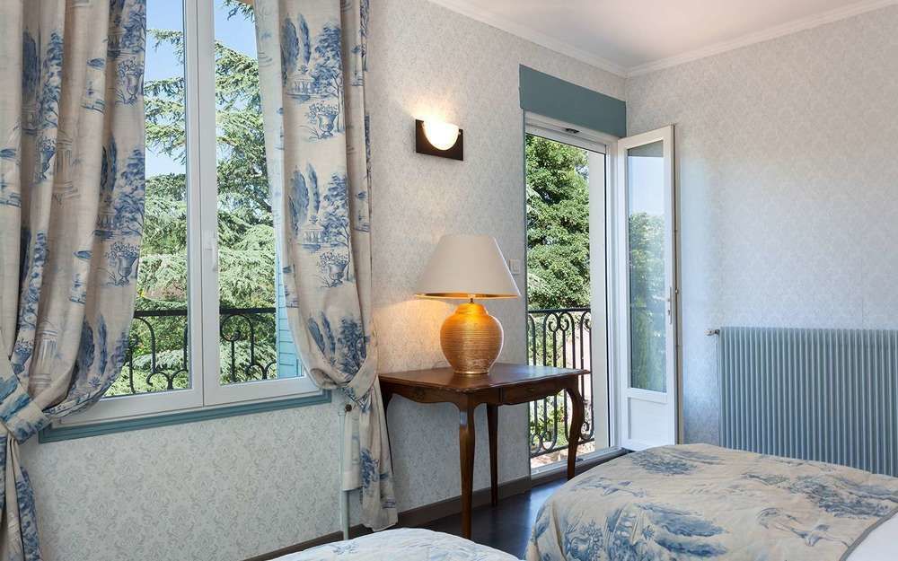 Hostellerie Du Val D'Or Меркюрей Экстерьер фото